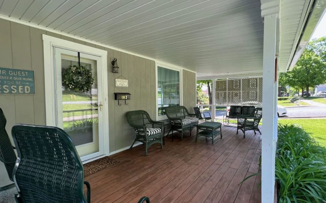 Comfort Savannah front porch | Visit PA Great Outdoors